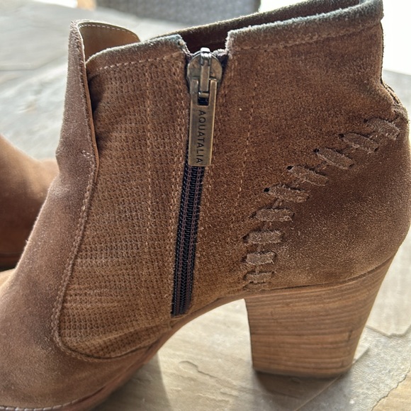 Aquatalia Italian Champagne Tan Suede Ankle Boots - Women’s size 40 or US 9 - Picture 5 of 13